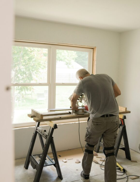 taylor-flowe-30omXayKjQo-unsplash